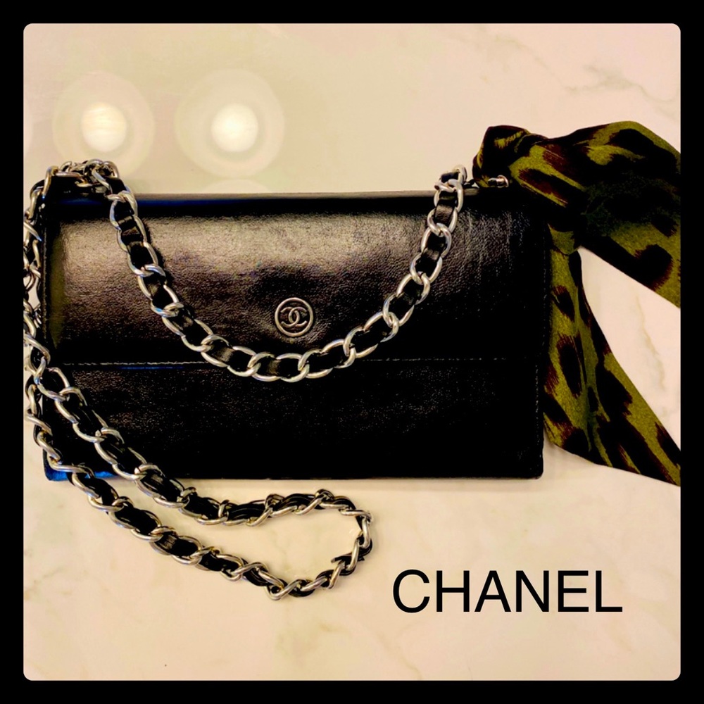 Auth Chanel Purse 🖤